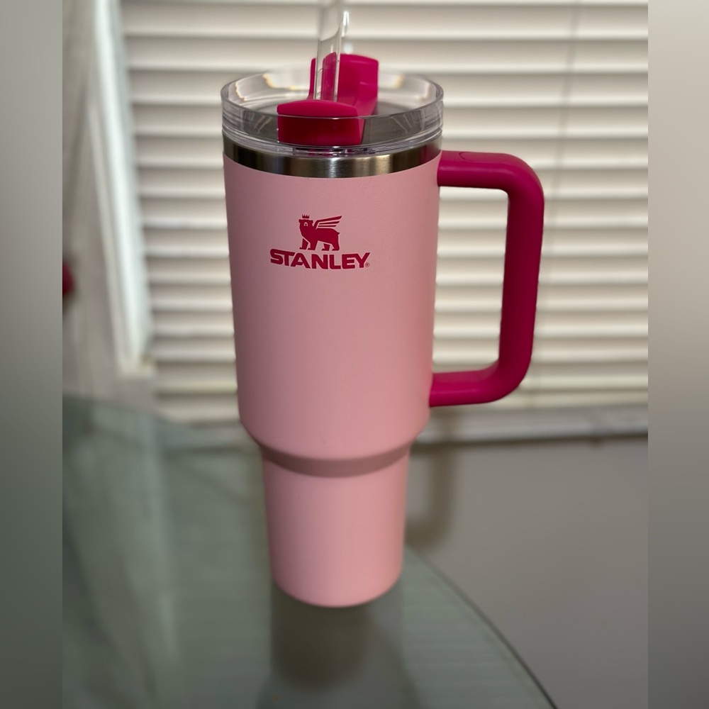 Flamingo Pink Stanley cup 40oz